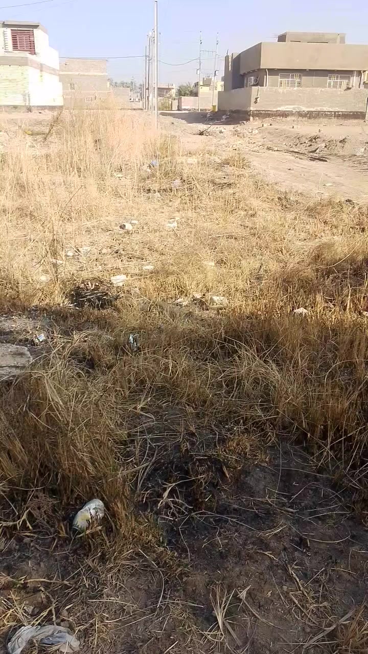 القطعه للبيع العنوان المسيب طريق ابو الجاسم حي الانوار مساحه القطعه 200متر القطعه ركن سند 25 زراعي للاستفسار الاتصال على الرقم ***********
