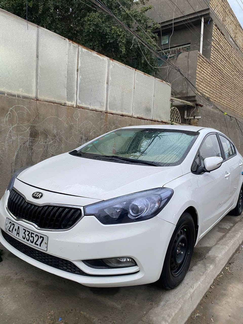 سلام عليكم
جمعة مباركة
اخوان سيراتو ١٣ شكل ١٥ ابيض رقم ذي قار دولي باسمي  كير مكينة حدادية تايرات تبريد تدفئة خير من الله دواخل نضيفة شاشة اندرويد كامرة بلوجكترات زنون  بيهة طرف الجاملغ الامامي صبغ ودوسات صبغ غير هذني ما بيهة  مكان السماوة السعر ١١٧ بي مجال ***********
ملاحضة:-  اخواني السوك كلشي بي اذا ما عجبكم السعر او السيارة  اندعيلي  بالرزق
