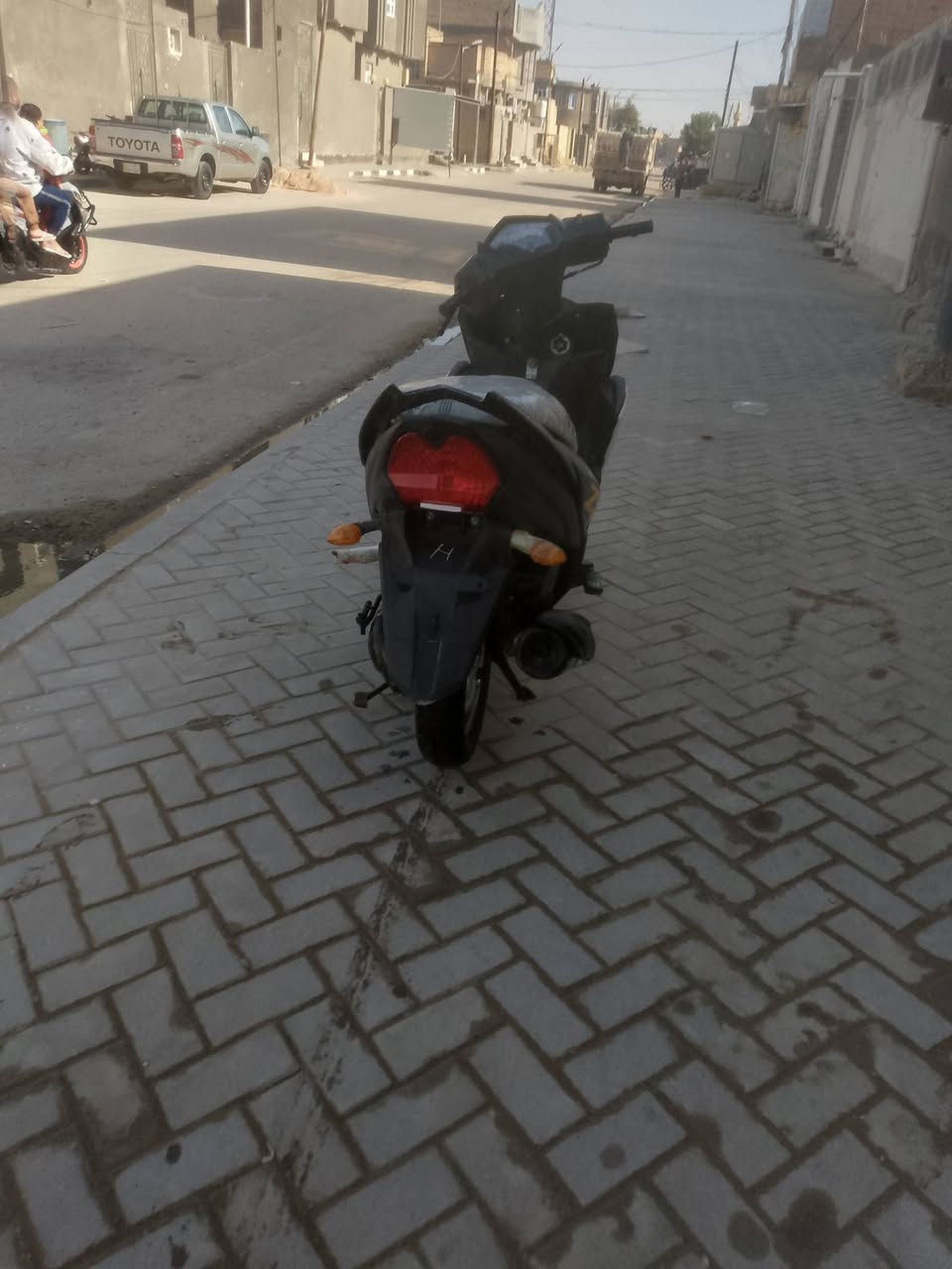 زت ار موديل 19 دراجه من الويل للويل جاهزه من كلشي نكره دراجه مكينه خرسه تخم تاير جديد بيها
سعر 650 عنوان سماوه حي الحكم الشراي يتصل 
***********
واتساب
