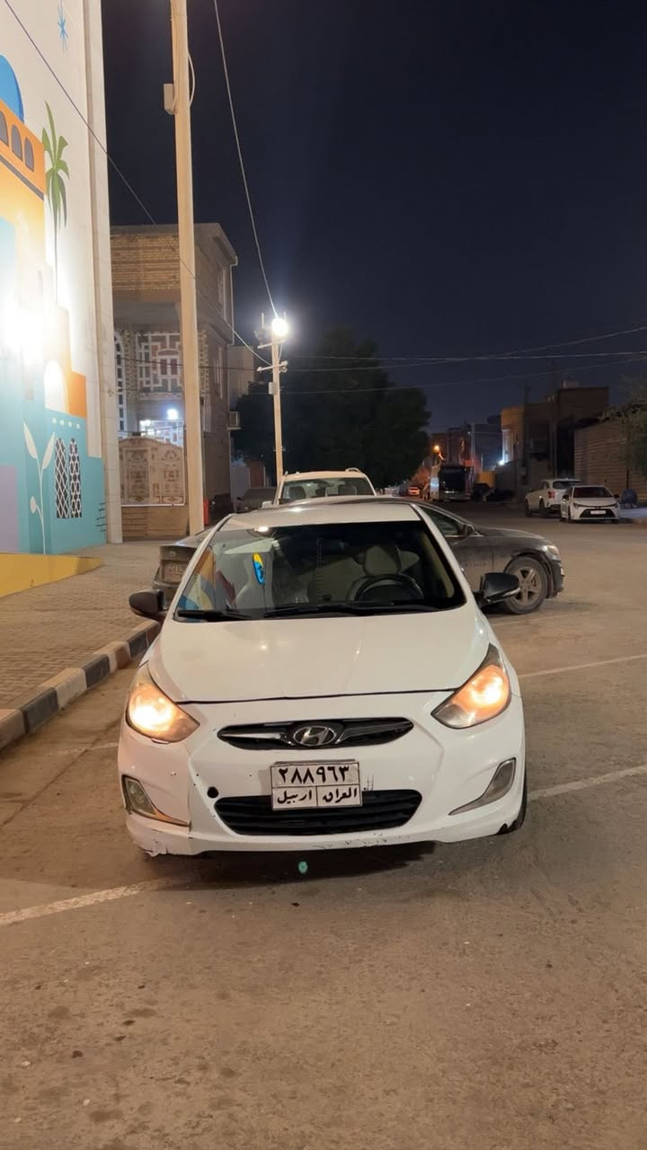 اكسنت للبيع 
مديل :٢٠١٣
رقم اربيل 
حادثهه :جاملغ الخلفي او بنيد او او جاملغ امام ضربه قويه  مابيهه السياره 
كير ومحرك او تبريد كفاله السياره يدي بيهه
السعر ٨٥مع المجال 
***********
مكاني :النجف
