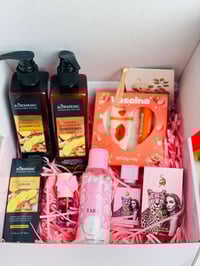 بوكس عيد الحب • شامبو زنجبيل • عطر جورجينا