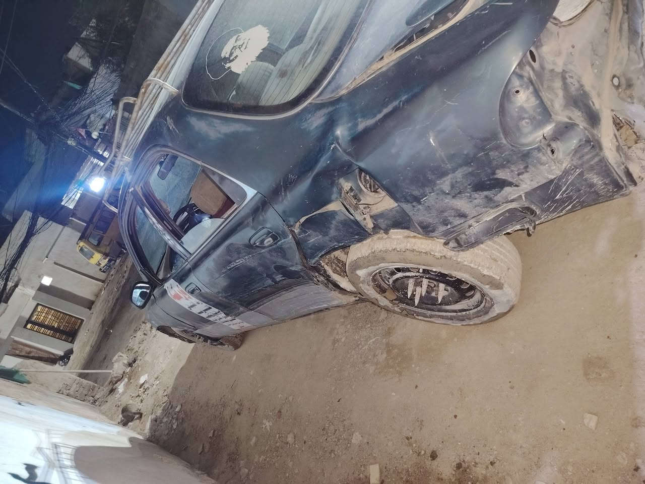 السلام عليكم سياره، مازدا للبيع ابيع كوم حديد سياره شغله وكلشي ابيها بس هاي الضربه من وره ودعميتها موجوده العنوان نجف كوفه التوسل على هاذا الرقم ***********
والاسعر 10 قفل
