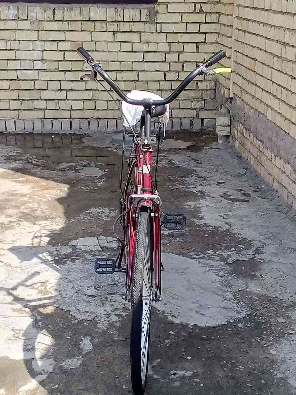 سلام عليكم بايسكل بناتي حجم 26 موديل 2020 اللون ماروني بي شخوط بل ماشه مكاني بغداد السعر 110 وبي مجال بسيط ***********
