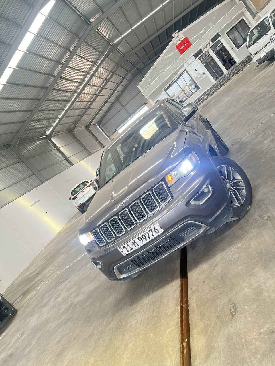 يالله السلام عليكم 
سياره جيب للبيع موديل 2018
سياره مكفوله من كلشيً كلين تايتل
السياره مناقصها اي شي أربع قطع تبريد كشنات كهربائيه 
الداخل جلد لون أسود المميز صندوق كهربائيه
بصمه تشغيل عن بعد السياره فول مواصفات 
فتحه بنوراما سعر السياره230$للاستفسار الاتصال على الارقام عنوان السياره ديالى ناحيه جديده الشط معرض خيرات دجله شركه فاضل خيري للاستفسار الاتصال على 
***********علي المعموري
