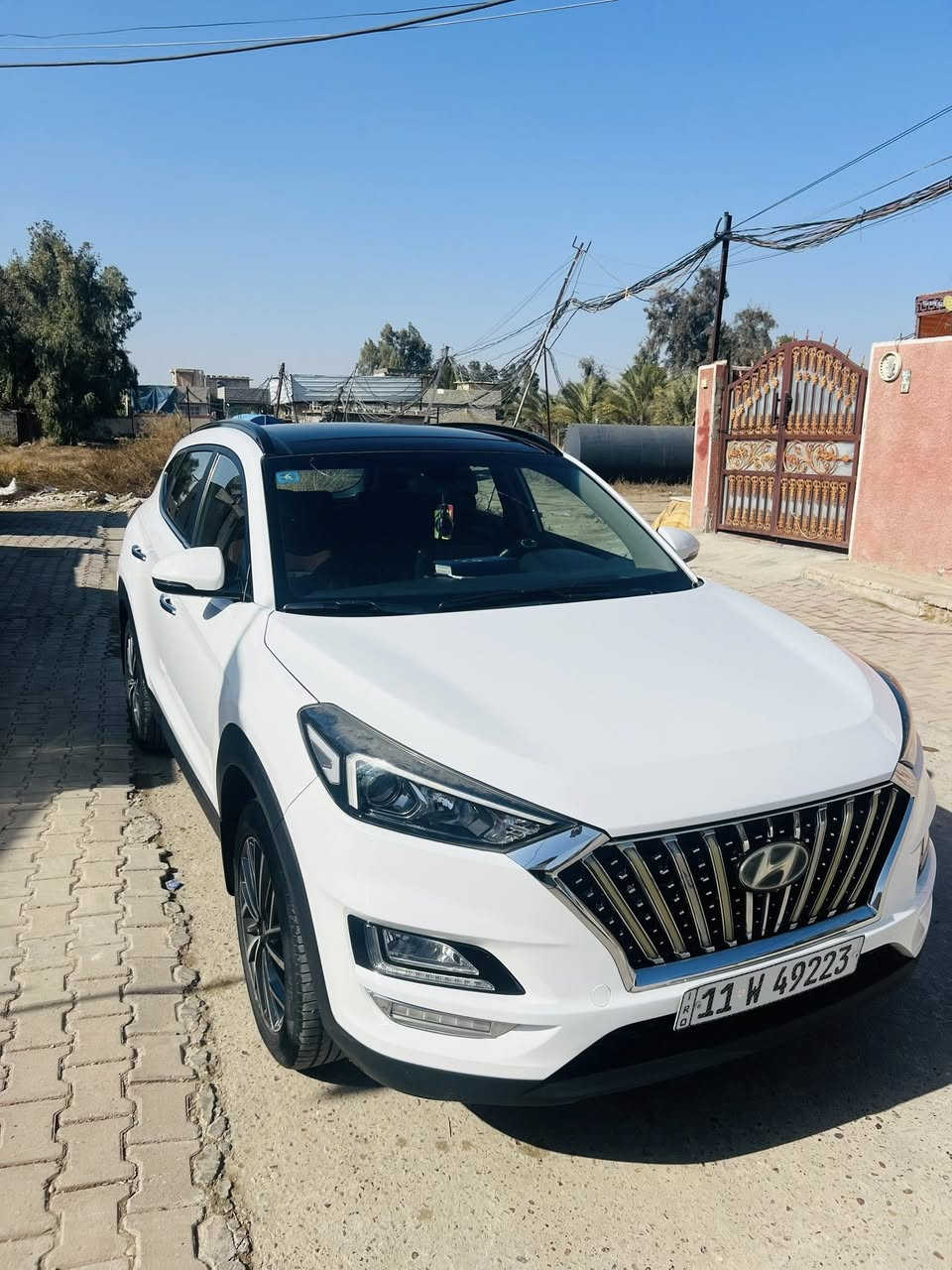 سلام عليكم توسان مديل2020فول موصفات للاخير1/1ميحتاج احجي تفاصيلها السعر 220 ماشيه 78الف رقم الهاتف (***********)
