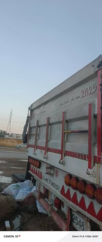 للبيع نص جناب مع باب خلفي  ارتفاع ١٠٠ سم  طول ١٣٫٦٠ سم  ١٢ صفحه كل جان...