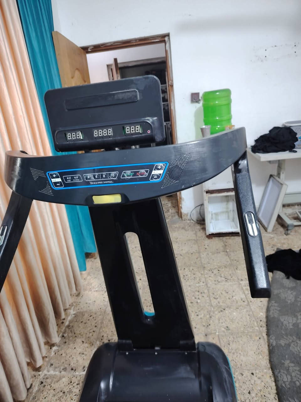 سعره ٣٠٠


**إذا كنت صاحب هذا الإعلان وتريد حذفه لأي سبب، رجاءا أرسل رسالة إلى الدعم الفني**