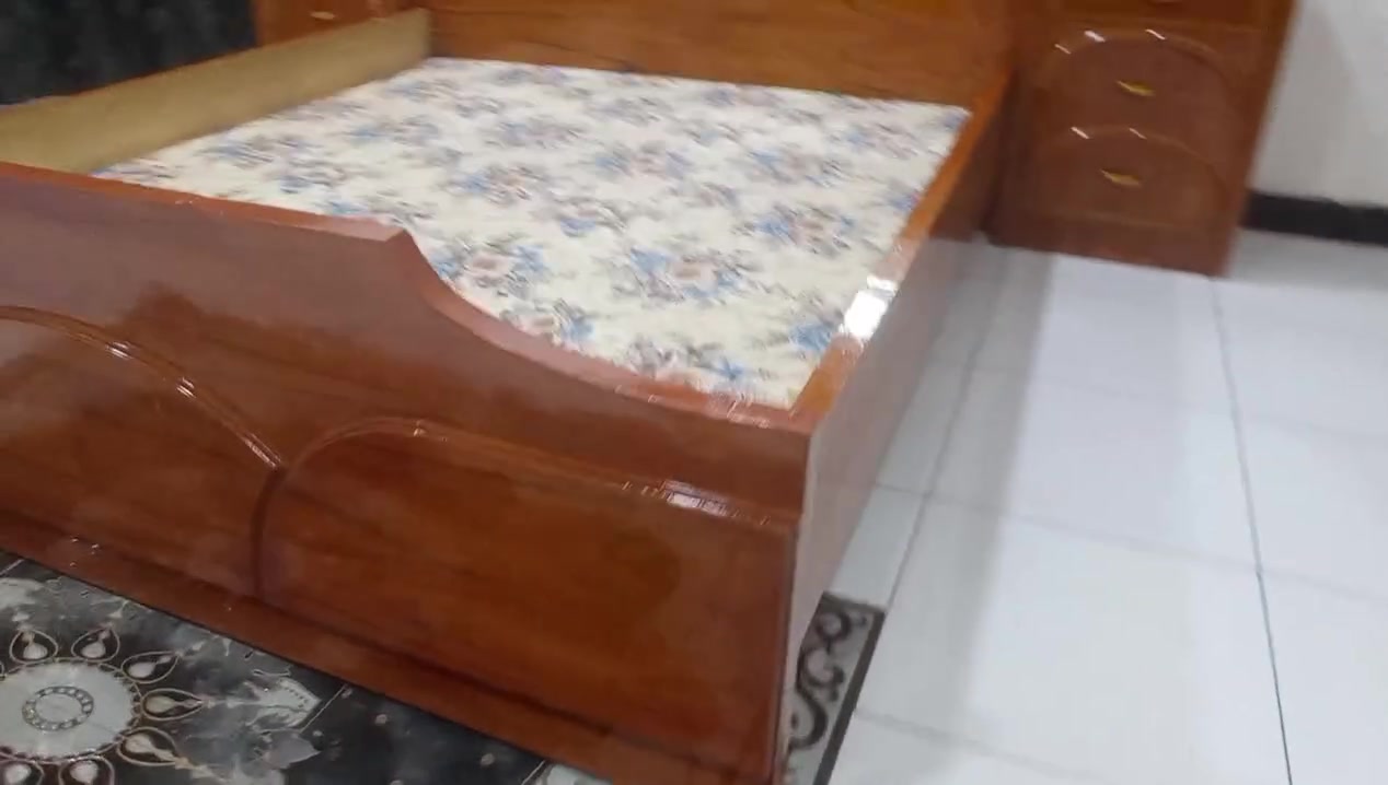 غرفه انجاره درجه أوله نضيفه جدا جدا أم 6 طابقين 5 قطع مكان حله مركز شراي تفضل خاص


**إذا كنت صاحب هذا الإعلان وتريد حذفه لأي سبب، رجاءا أرسل رسالة إلى الدعم الفني**