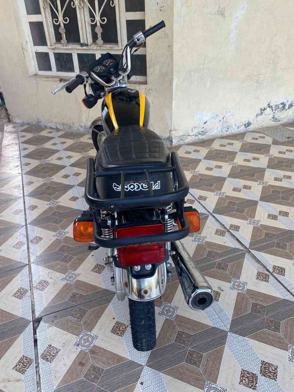 اسلام عليكم
دراجه نامه ارشا للبيع 
دراجه صالي شهرين من ماخذه دراجه نظيفه
موديل 2025
السعر خاص 
رقم ***********
