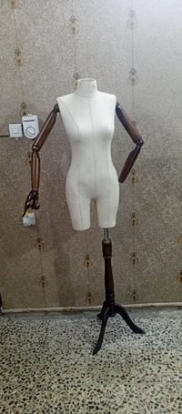 ملاك مجسم • للبيع • تواصل خاص