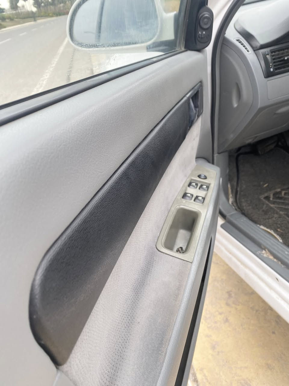 السلام عليكم  شوفرليت ئؤپترا سيارة موديل ٢٠٠٩ خليجي   بيها شبر مكانين صبخ  او بيها مكانين بارد 
سيارة عل وضع شركة ٢سويج 
فحص و هزة و سنوية كل جديد ب اسمي  
بدون نواقص ١/١
سعر ٨٦ و بيها مجال بسيط 
مكان اربيل شارع ٦٠ 
***********
