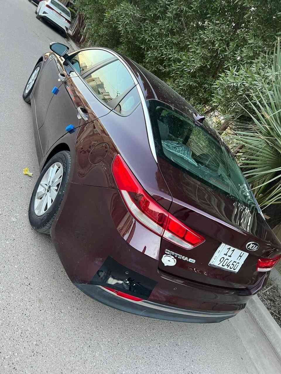 كيا اوبتما 2018 
رقم بغداد الدولي الجديد 
فول رادارات امامي خلفي والجوانب 
شاشه كار بلي كامره دواره خلفيه 
ثلاث وضعيات قاياده ايكو وسبورت وعادي 
فول تحكمات ستيرن مع كروس سرعه 
سياره ليبل واحد بدون لغود بدون شواصي بدون ايرباك باسمي رقم بغداد الدولي الجديد هزه سنويه جديد تحويل مباشر السعر 112 للاتصال *********** بغداد, العراق
