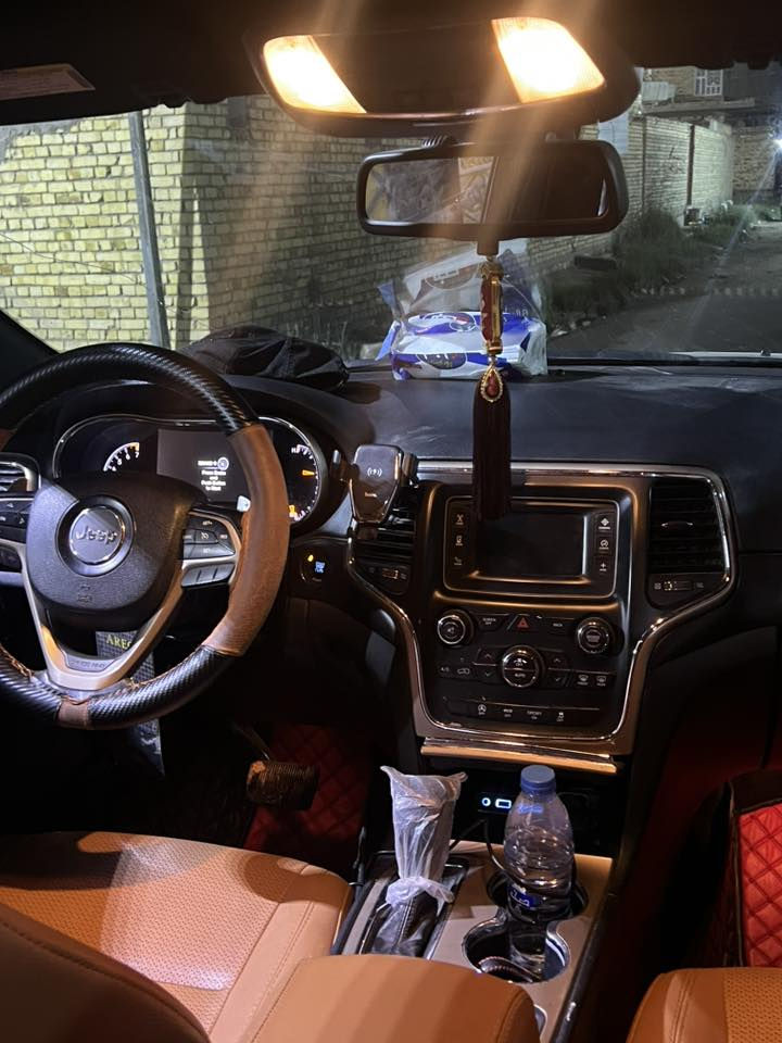 جيب لاريدو مكفوله من ضربه كلين 2016حداديه مكينه مكفوله جديده  بيع او مرواس حسب القناعه 
***********
