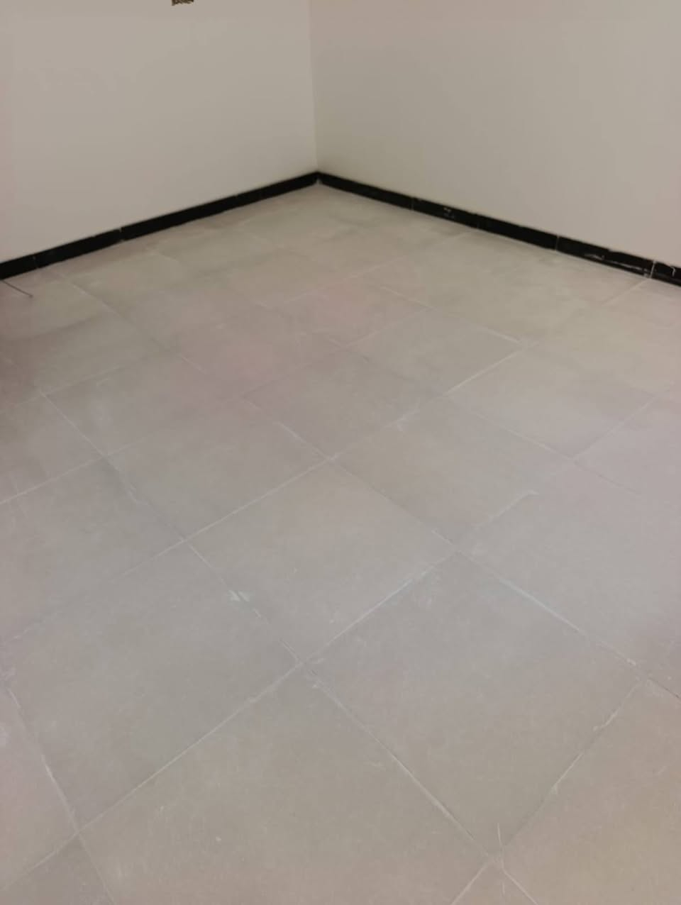 ***********
عمل كافه انواع السراميك والمرمر كرانيت
