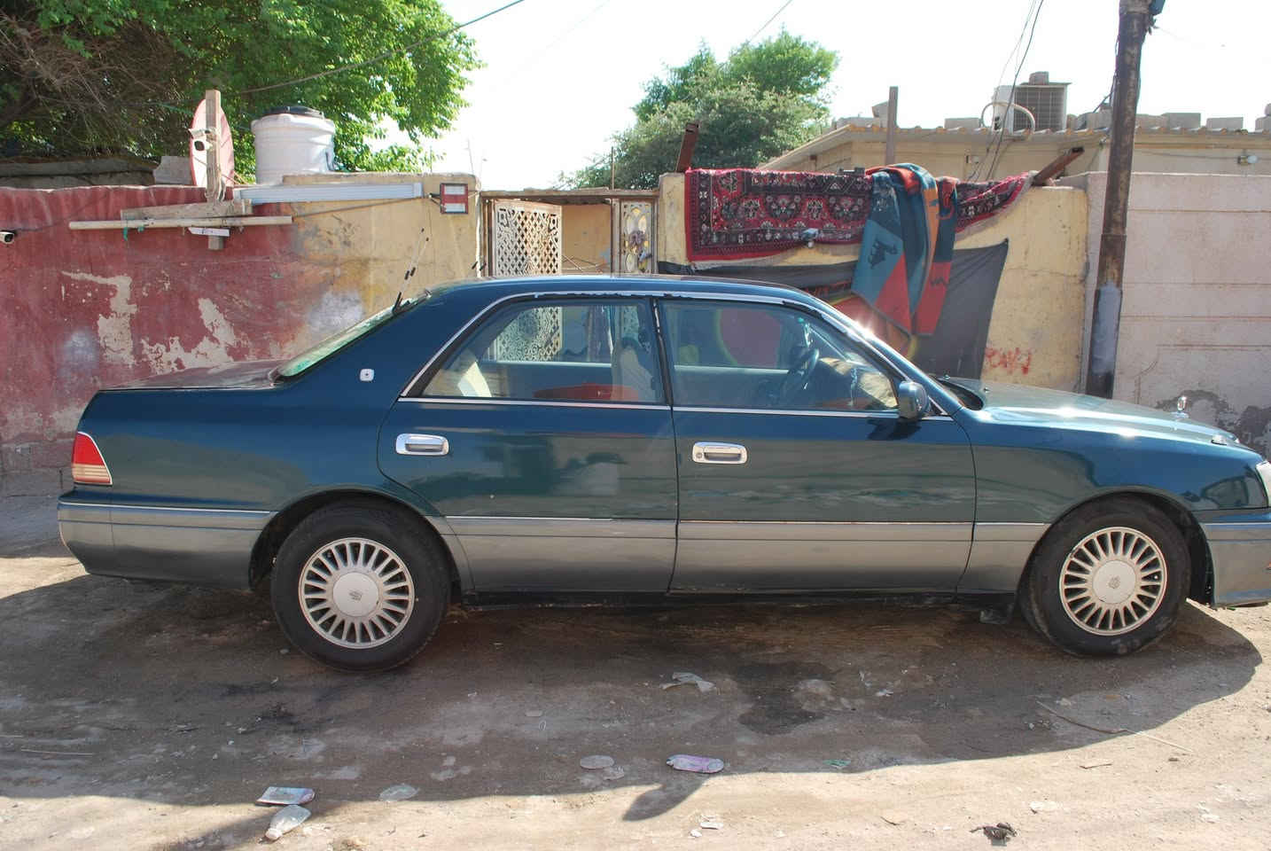 اسلام عليكم اخوان رجان رجان اقراه زين اذه ما تقره استعين في صديق راس الثور للبيع السعر ٦٠ ورقه قفل لاتكول بيه مجال السعر ٦٠ ورقه السياره بيه كص جنطه فقط تحويل شراط سنويه الحد ٢٨ الشراعي جاري لارواس ولا دين ولا بعدين ما تعجبك تلك غير ه او ربي يرزاق العنوان بصره الزبير ***********
