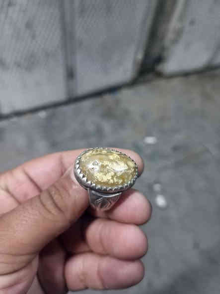 للبيع السعر 50 الف 
***********
