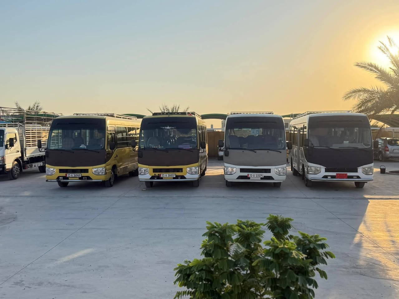 إلى جميع الإخوة والأصدقاء، تعلن حملتنا :
📌 الحملة الأولى: (العلويّة شريفة، النجف الأشرف، كربلاء المقدسة)
 موعد الانطلاق: يوم الخميس | الساعة 9:00 ليلاً
 موعد العودة: يوم السبت | الساعة 5:00 عصراً
📌 الحملة الثانية: (كربلاء المقدسة فقط)
 موعد الانطلاق: يوم الجمعة | الساعة 5:00 صباحاً
 موعد العودة: حسب الاتفاق
📞 للحجز والاستفسار واتساب ماسنجر:
 اسامه ابو يوسف 
 رقم الهاتف:  ***********
