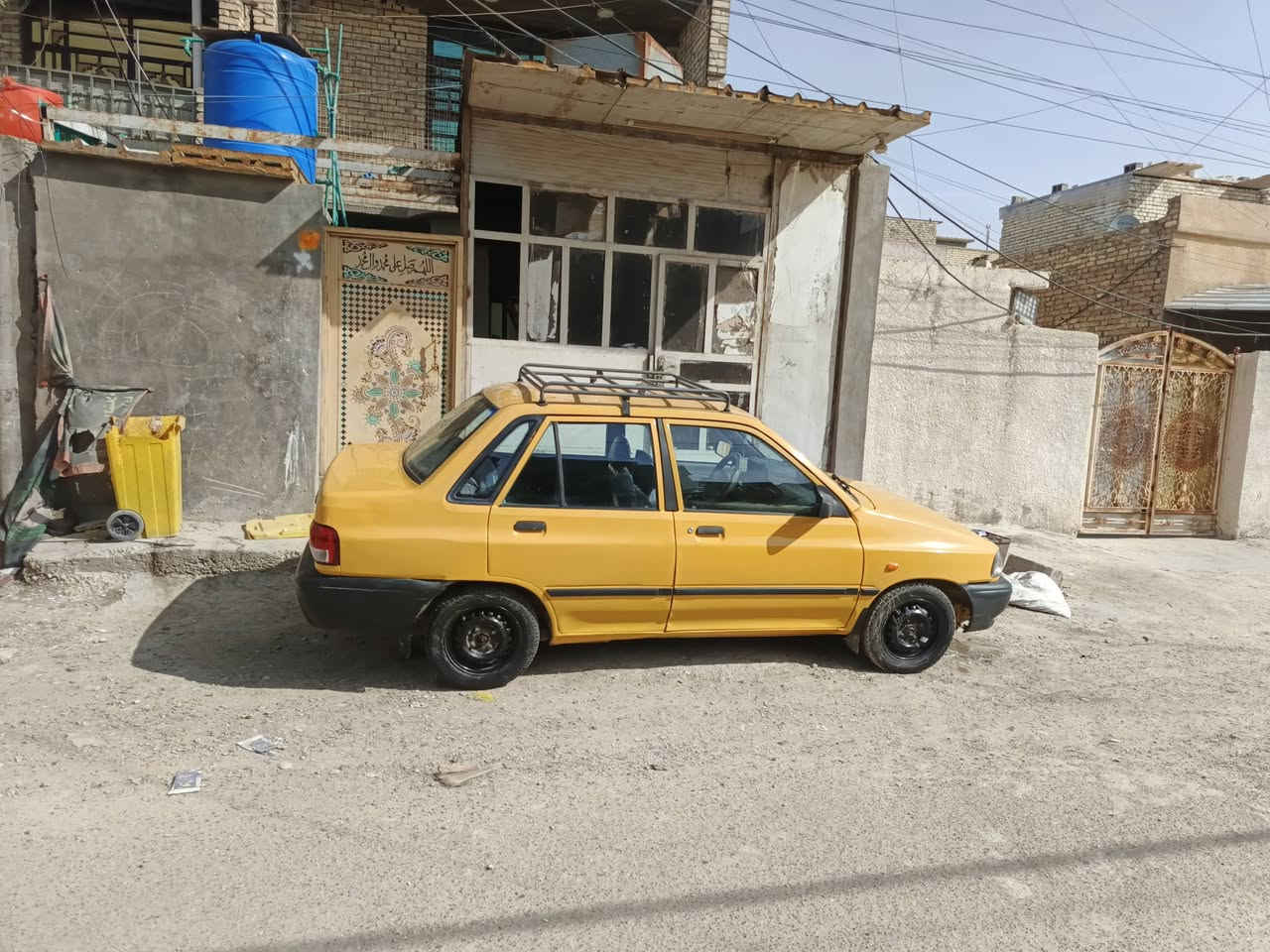 سلام عليكم سايبه موديل 2011 جهازه كبل للشغل نقصه بس غاز السعر 28بيه مجال مكاني بغداد مدينه حي طارق 
هاتف ***********
