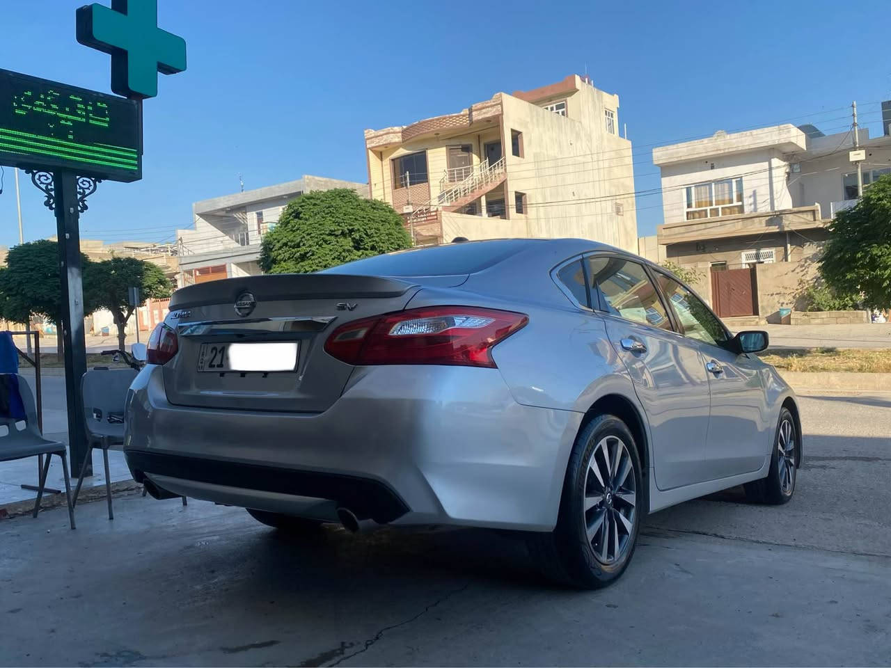 Nissan Altima 2017 SV
مۆدێل ٢٠١٧
ڕەقەم سلێمانی و سەنەوی تا ٢٠٣٠ تازەیە 
١ پارچە بۆیاخ بێ ناو چەمەلەخی پێشەوە
هەردوو بەسمەی بیلادی لەگەڵە 
مواسەفات ئێس ڤی SV 
ڕاداری ئاوێنە 
بلاجکتۆر
کامێرا 
شەخال
کوشن کارەبا
ئیکۆ
ناو و دەرەوەی سفرە 
سەیارەیەکی زۆر لۆک و تایبەتە سێرڤسی کاملی بۆ کراوە
بەڕادی خاریجی بۆ بەسراوە بێخەم لێخوڕە بۆخۆت
گێڕ و مەکینەی نەکراوەتەوە لۆک 
بەردی ساڵانسای بیلاد
٤ تایەی تازە
لە دەعامی دواوە بۆ دەعامی پێشەوە بەشەرت
نرخ ١١٩ کەمێک معامەلە
ژ.م *********** دخان, السليمانية
