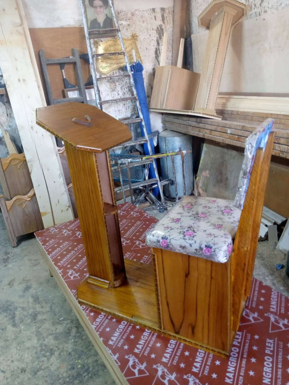 مصلايه جديده شغل درجه اولى للبيع العنوان العبيدي حي السفير يوجد توصيل للتواصل ***********
