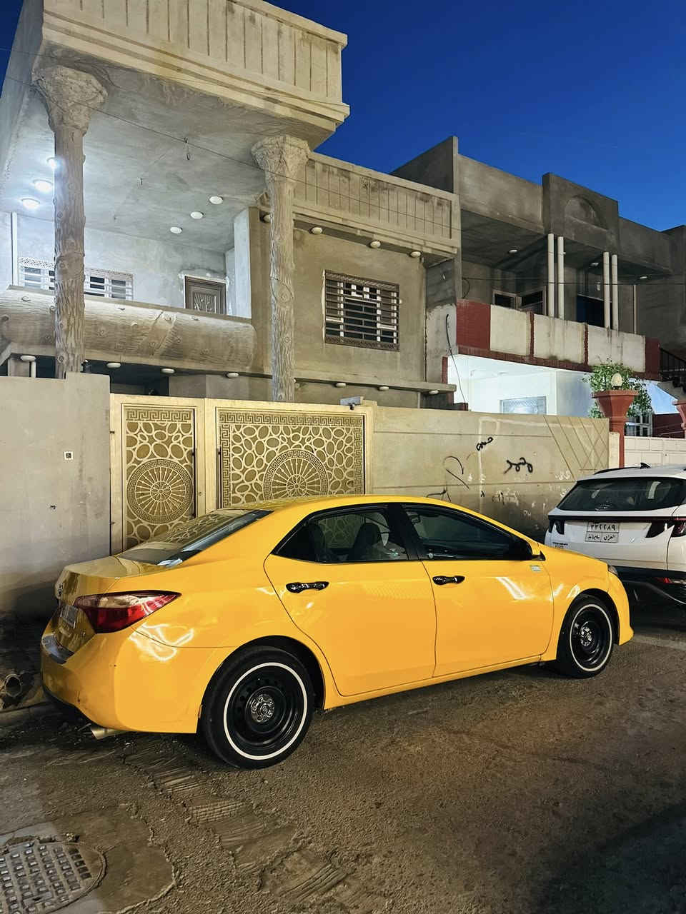 سلام عليكم 

كورلا 2018 LE سيارة فقط بانزين 

ضرر واضح بالصوره فد ربع بونيد معجون بدون تبديل ولا شواصي ولا ايبراك داخل لونين محرك شرط ما مفتوح لا صرف ولا بخار كير على بك ما يرجع فقط كلجات تعبانه سياره بدون تصفيات فقط بونيد 

سيارة بسمي سنوية لحد 31 هزه جديد رقم كركوك دولي بطاقة بانزين بي السيارة جوال سيارة ما مطلوبه دينار شرط تحويل 

سعر 158 بي مجال بسيط 

مكاني داخل كركوك 

***********
