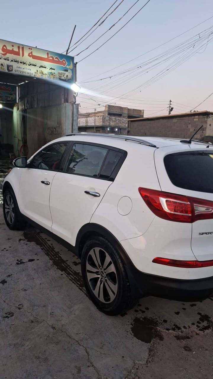 سلام عليكم سبورتج البيع موديل ٢٠١٢ وارد امريكي سياره خير من الله نضافه فول مكينه بيه جديده قبل ٥ تشر من شديته ٢٤٠٠ كير مسويله ادامه تايرات جدد صدر كله بدله جديد تخم سمعات جدد ستم وارد بيه بنيد بدل ولجملغ نفسه مرجع يعني معمر ادامه كامله مسويله سياره احله من الصوره عارضه ١٣٣ وبيه مجال هاذ رقمي ***********
