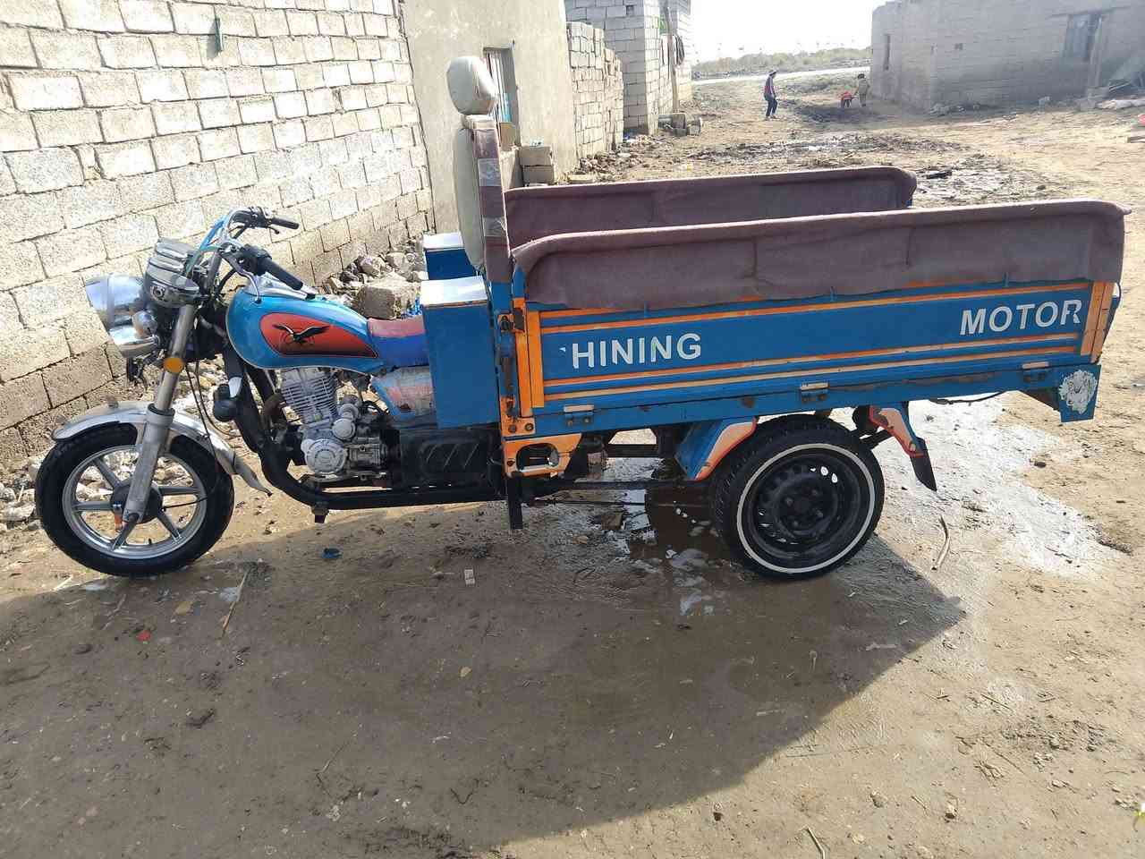 سلام عليكم ستوته صقر للبيع موديل 2020 ستوته جاهزه على اخر حبايه مكينه مكفوله  كهربائيات كله شغاله ستوته مامتعوبه مال جناي والله السعر 1800 مكان الستوته النعمانيه واسط الشراي يتصل على الرقم ***********
