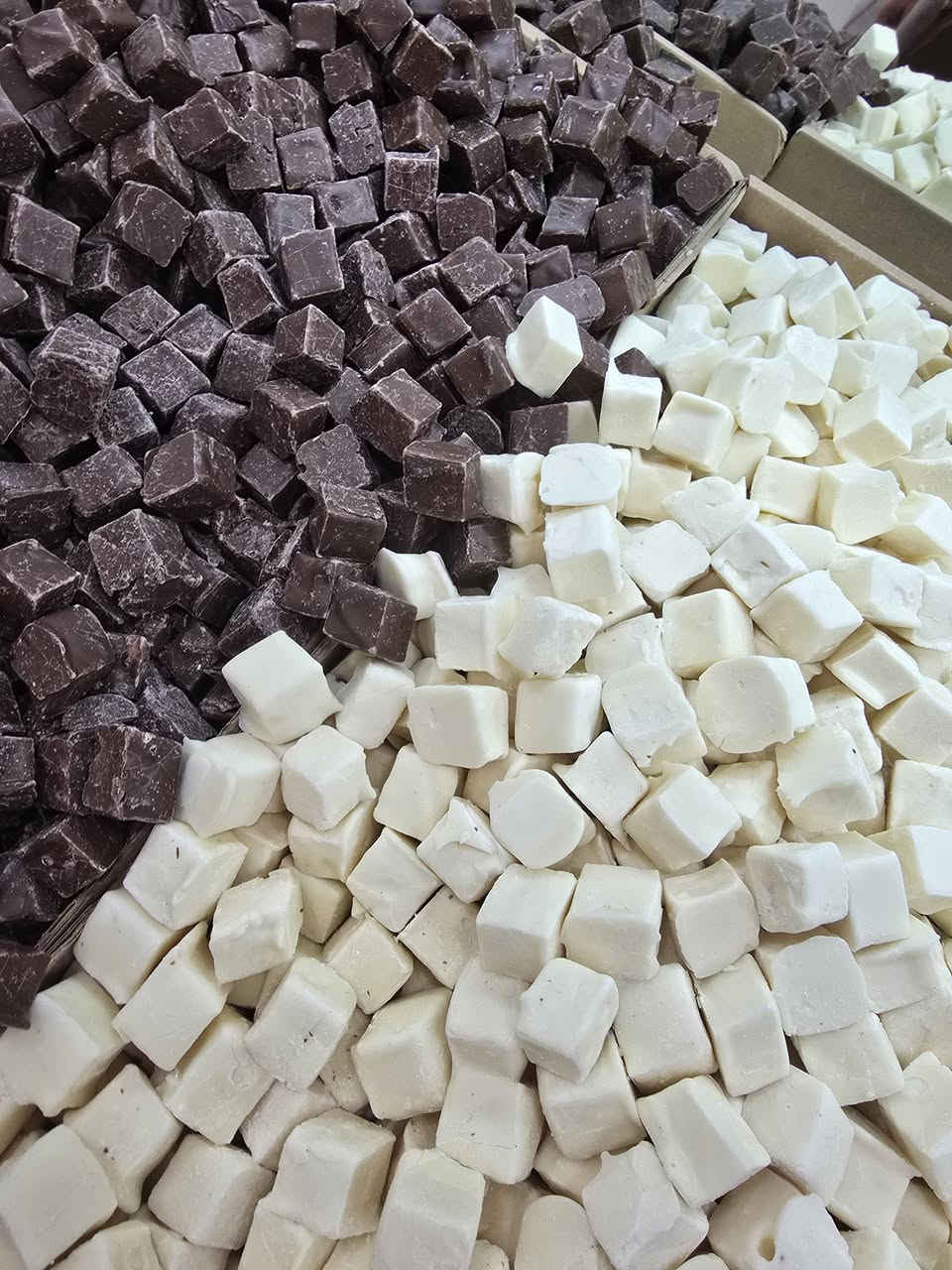 تم تجهيز حلقوم بالمكسرات


**إذا كنت صاحب هذا الإعلان وتريد حذفه لأي سبب، رجاءا أرسل رسالة إلى الدعم الفني**