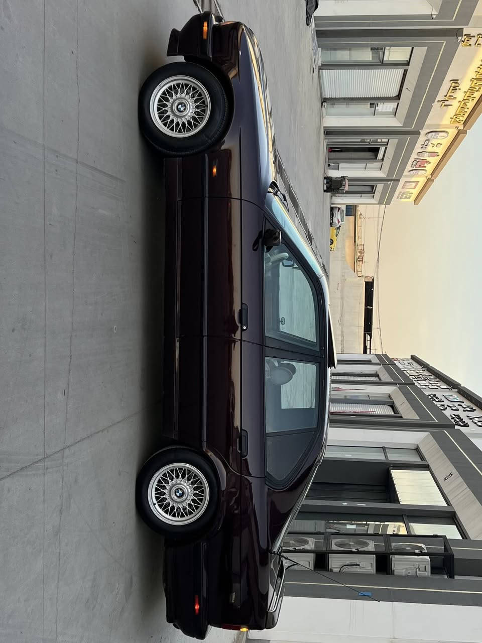 للبيع
BMW 
530-V8  مسكر اصل وفصل 
1994 اصل بدون تحديث 
Limited لمتد اصل فول

السياره مصبوغه عام للجمالية وموضح بالصور صفحات السياره كلش مرتبه 

1-بجم عريض 
2-مرايات منفصل بلاد 
3- سلايت طكتين اوتو شغال 
4- دعاميات M 
5- ويل خليه حجم 16 جديد 
6- سقف اسود
7-دبل ايرباك
8- دبل جكمجه
9-كمبيوتر 
10-قطعتين تبريد 
11- برده خلفيه 
12-داخل جلد بيجي كشنات+ابواب كارتير  
13-دبل كشن كهرباء +تكوات كهرباء 
14- تحكم ستيرن كهرباء شغال 
15- سيدي چنجر
16-اربعه جام اوتو
17-حساسات خلفيه شغال
18-ABS 

لايت بك لايت كله جديد

تبريد شرط ثلج 

كير شرط درجة اولى
محرك شرط درجة اولى 

السياره بدون اي نقوصات 

السياره باسمي 
سنويه جديد 
هزه+ فحص جديد 
رقم نينوى الجديد مسطره مشروع وطني تتحول بجميع المحافظات 

المكان نينوى 

السعر (88) وبيها مجال خابر وتدلل 

***********
***********

