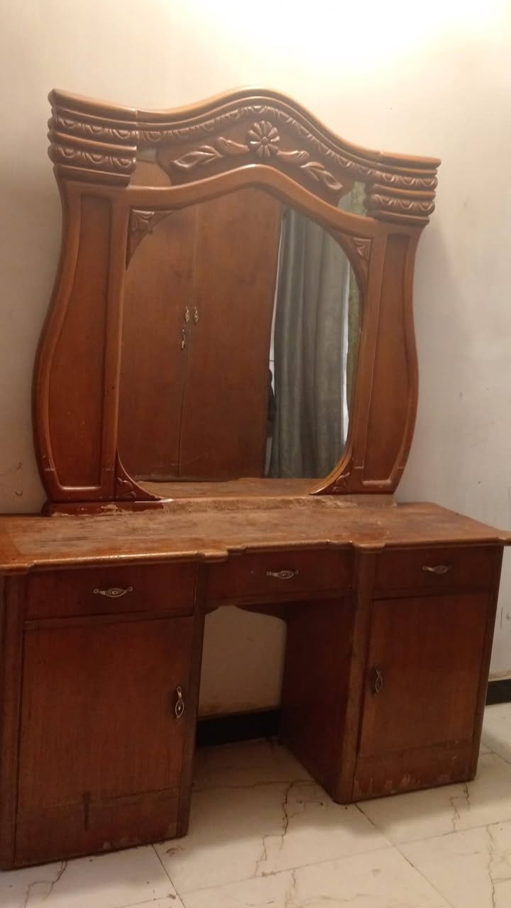 السعر ٢٠٠وبيهن مجال


**إذا كنت صاحب هذا الإعلان وتريد حذفه لأي سبب، رجاءا أرسل رسالة إلى الدعم الفني**