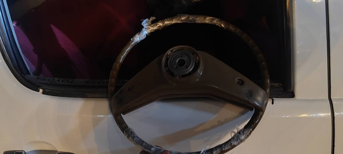 السلام عليكم
دركه للبيع نظافته ٩٠ 
***********
