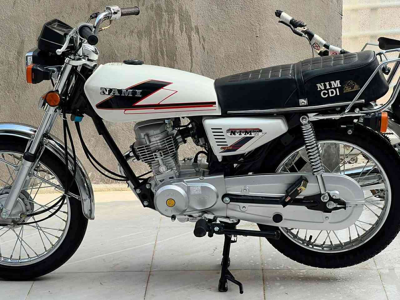 سلام  عليكم 
دراجه نامه امتياز البيع
موديل 25 طالعه بشهر ثامن 
المكان حله أبو غراق
سعر خاص
***********
