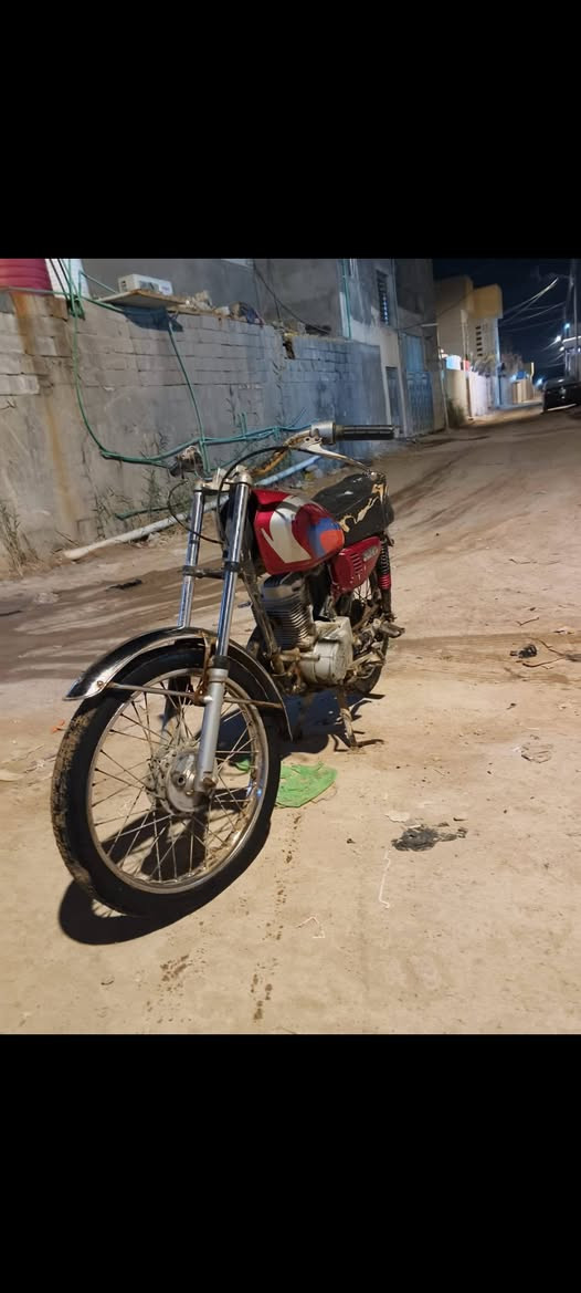 ايراني للبيع نامه كلك مكاني فيه جوز وموز السعر 350 مكينه توب نامه حربيه واتساب ***********
