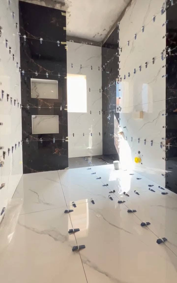 كادر مصري درجه اولا بروسلين كاشي مرمر جداري تسليم مهندس ***********
