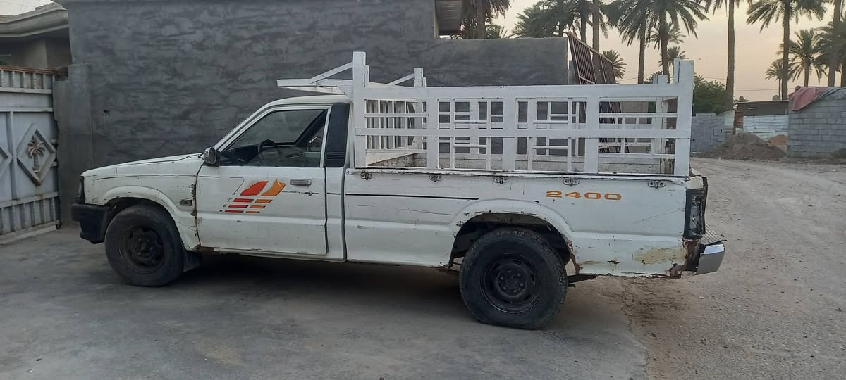 السلام عليكم بيكم مازدا مديل 93 كير اوتماتيك مكينه ثري واي بدي طويل 5 جنكال شاصي مكفول كشر كما موضح بالصور رقم انبار اصفر راعيها يسكن بغداد باب المعضم يحول شوكت متريد حتى وكاله يسوي ساره خير من الله بيها نقوصات ماموكفتها صدر جديد سعرها 25 وبيها مجال حك جيه مكان ابو غريب الحمدانيه ***********/***********
