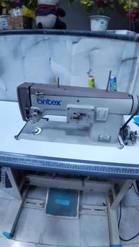 مكينة تطريز صناعي • جديدة