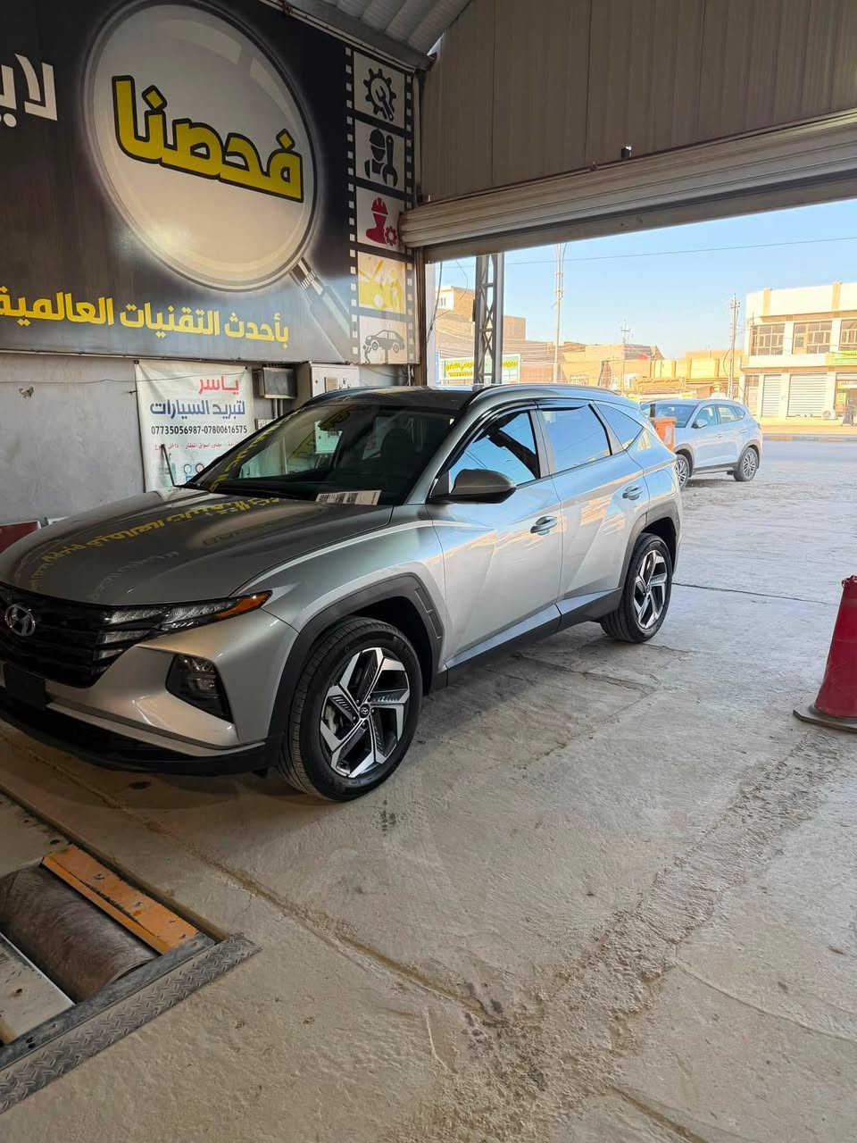 2024 بدون صبغ بدون تبديل السونار بالمنشور والحادث هم بالمنشور مكان السياره بابل السياره جديده بمعنى الكلمه ماشيه 37 بدون اي باك وكل غراضها جايه وياها اخوان جديده وأي اختلاف بالكلام بالمنشور اني مسؤال عن اي شي ***********.
