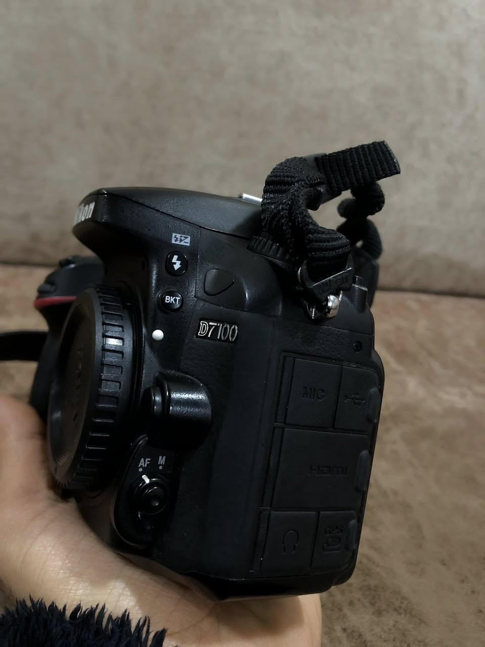 نیکون 7100
عدسە 55-300 

شتر 45K 

للبیع او تراوس مع درون dji فقط


**إذا كنت صاحب هذا الإعلان وتريد حذفه لأي سبب، رجاءا أرسل رسالة إلى الدعم الفني**