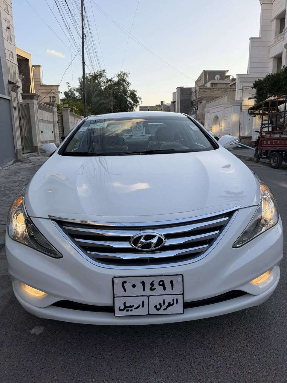السلام عليكم 
هونداي سوناتا موديل 2011 خليجي مكينة 2400 دوش على وضع الشركة سيارة احلة من الصور مواصفات السيارة شاشة كاميرا حساسات خلفية تحكم ستيرن كير بالستيرن مري شفط + أشاير بالمري تبريد خلفي نظام ترحيب ثلاث أنظمة قيادة وبعد بية هواي مواصفات صدر امامي خلفي جديد تخم تاير جديد مكينة كير جدد على وضع الشركة باتري جديد تبريد تدفئة شغال كهربائيات كلة شغالة سيارة جديدة كل مصرف مابية جاهزة من كلشي بالعافية عل ياخذها سيارة بية صبغ قطع أبيع صبغ عام بدون دواخل مكفولة من الحادث رقم اربيل ثاني يوم تحويل مكان السيارة بغداد الاعظمية سعر 110 وبيه مجال رقم موبايل ***********
