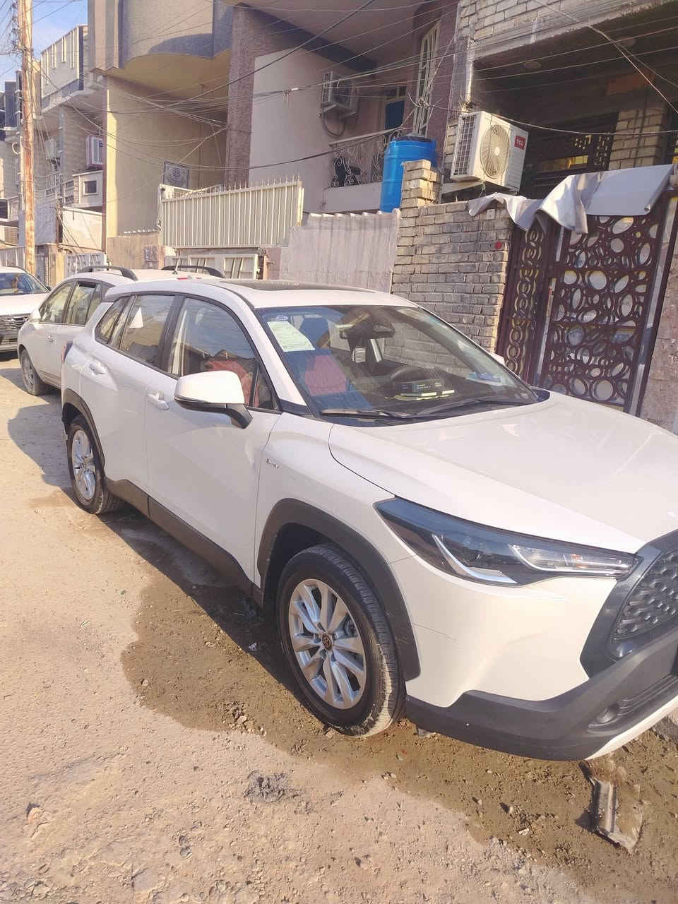 كورلا كروز موديل 2024 ماشيه 10 الف مواصفات فتحه سقف كامره خلفيه تبريد قطعتين كشنات مغلف جلد وكاله وباقي مواصفات معروفه السعر ٢٥و ٩٥٠ الف للاستفسار الاتصال على الرقم ***********
