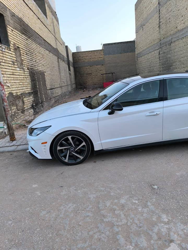 سوناتا 23 فول واحد ع واحد صوار سونار بل منشور سياره بدون ايرابك بدون دواخل ماشيه ٣٣ السعر ١٧٠ وبيها مجال مكان سياره نجف هذا رقم *********** واتساب بنهار نايم بليل اتصل
