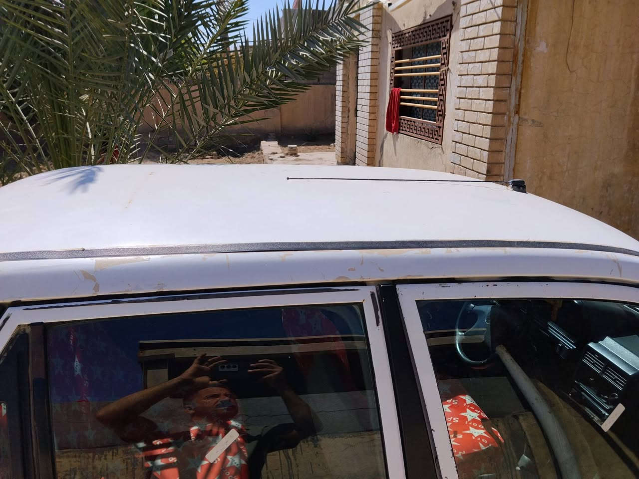 السلام عليكم 
مرخصة الادمن 
سايبه موديل ١١خصوصي رقم بابل ألماني سنويه لل28 شرط التحويل  مكينه كير خير من الله حداديه نص عمر  تايرات نضاف 
عليه غرامات 300الف ينزلن من السعر 
كهربائيات شغاله 
تبريد مايشتغل 
بخصوص الشواصي رفقت فيديو بمكانك تشوف وتعرف السايبه كله تعمير 
السياره وضعه جيد 
السعر ب25 وبيه مجال الخاص مفتوح 
المكان بابل محاويل


**إذا كنت صاحب هذا الإعلان وتريد حذفه لأي سبب، رجاءا أرسل رسالة إلى الدعم الفني**