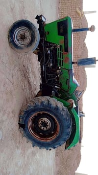 سيارة • ناصريه الإصلاح • للبيع