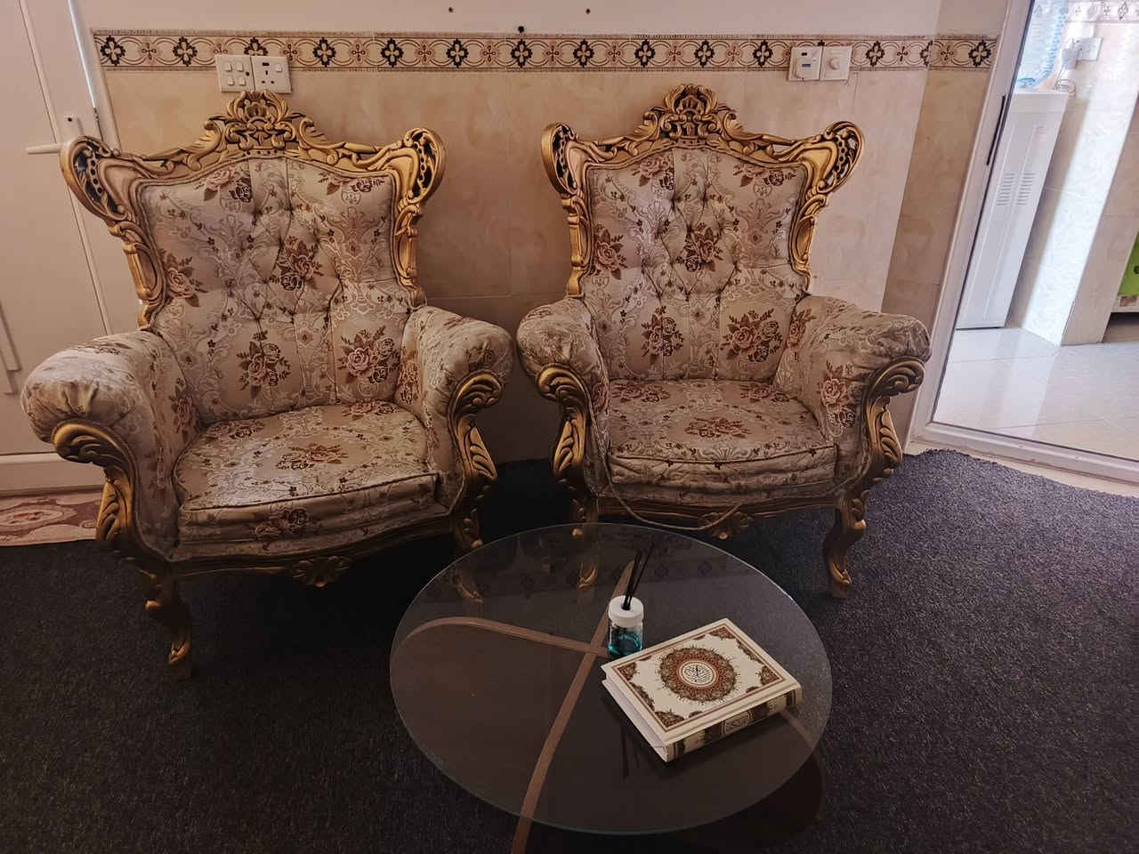تخم حرف L نظيف سعره 120 الف وياه كراسي ٢ ابو التاج


**إذا كنت صاحب هذا الإعلان وتريد حذفه لأي سبب، رجاءا أرسل رسالة إلى الدعم الفني**