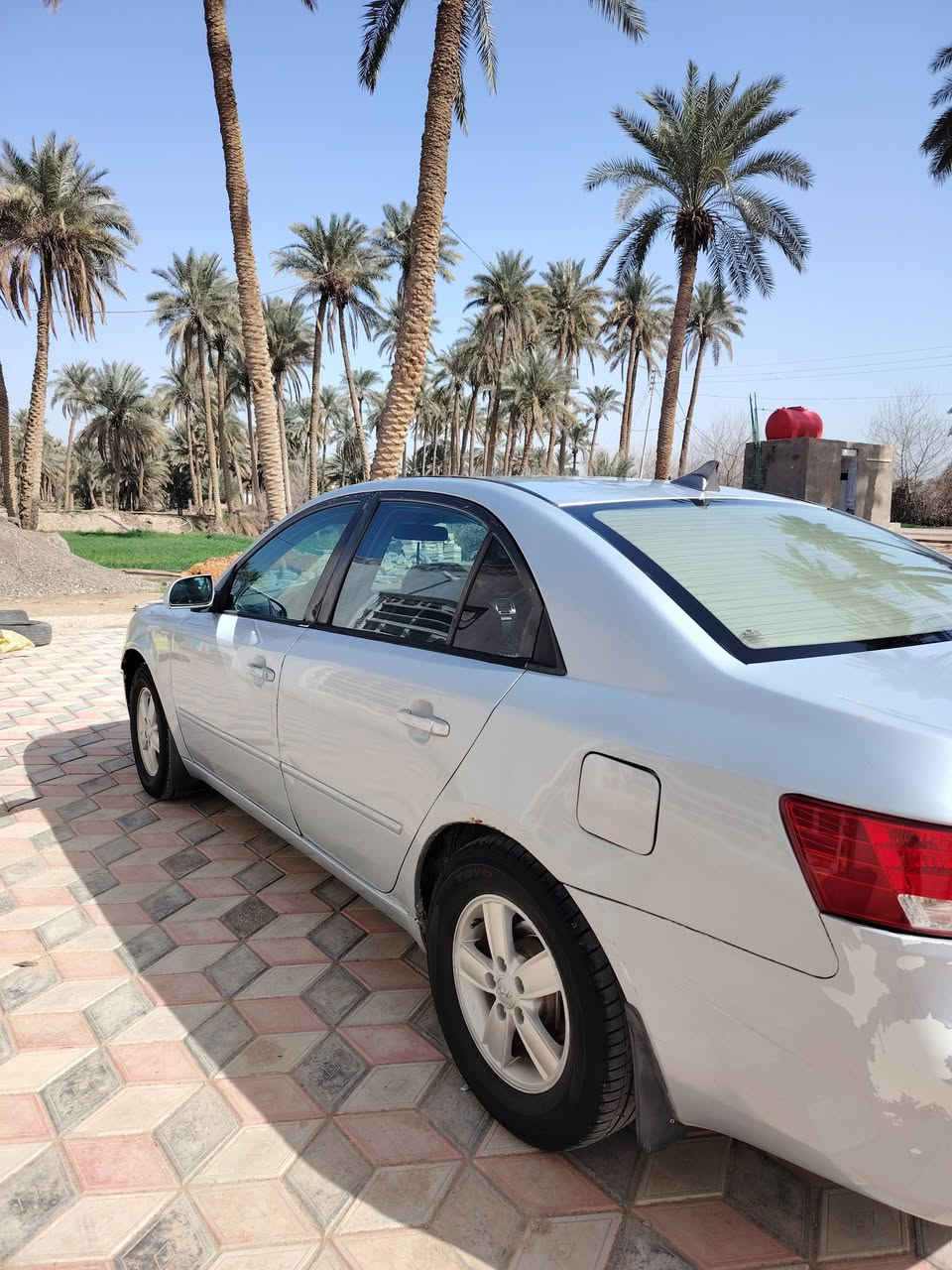 سلام عليكم سوناتا خليجي البيع موديل 2006 شكل المقدس كيرعادي محرك 2400 جديد تايرات حدادية نضيفه تبريد ثلج سياره جاهزه من كلشي مصبوغه عام وبيه ضربه جملغ خلفي جهت سايق سعره 90 وبيه مجال هاذه رقمي ألاستفسار ***********
