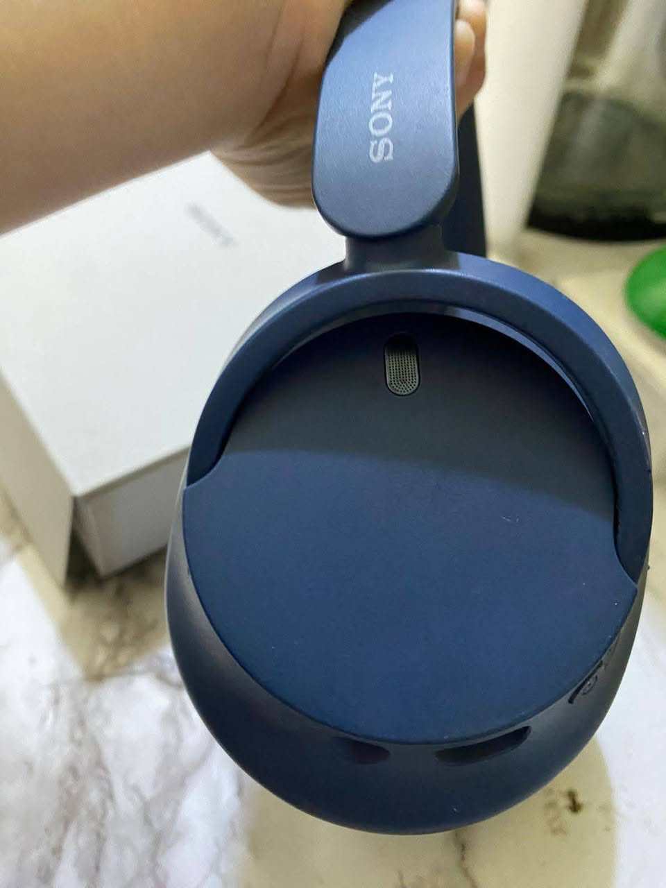 السلام عليكم
Sony ch720 

كامله الغراض 
نضافه 100% 
السعر 100 الف


**إذا كنت صاحب هذا الإعلان وتريد حذفه لأي سبب، رجاءا أرسل رسالة إلى الدعم الفني**