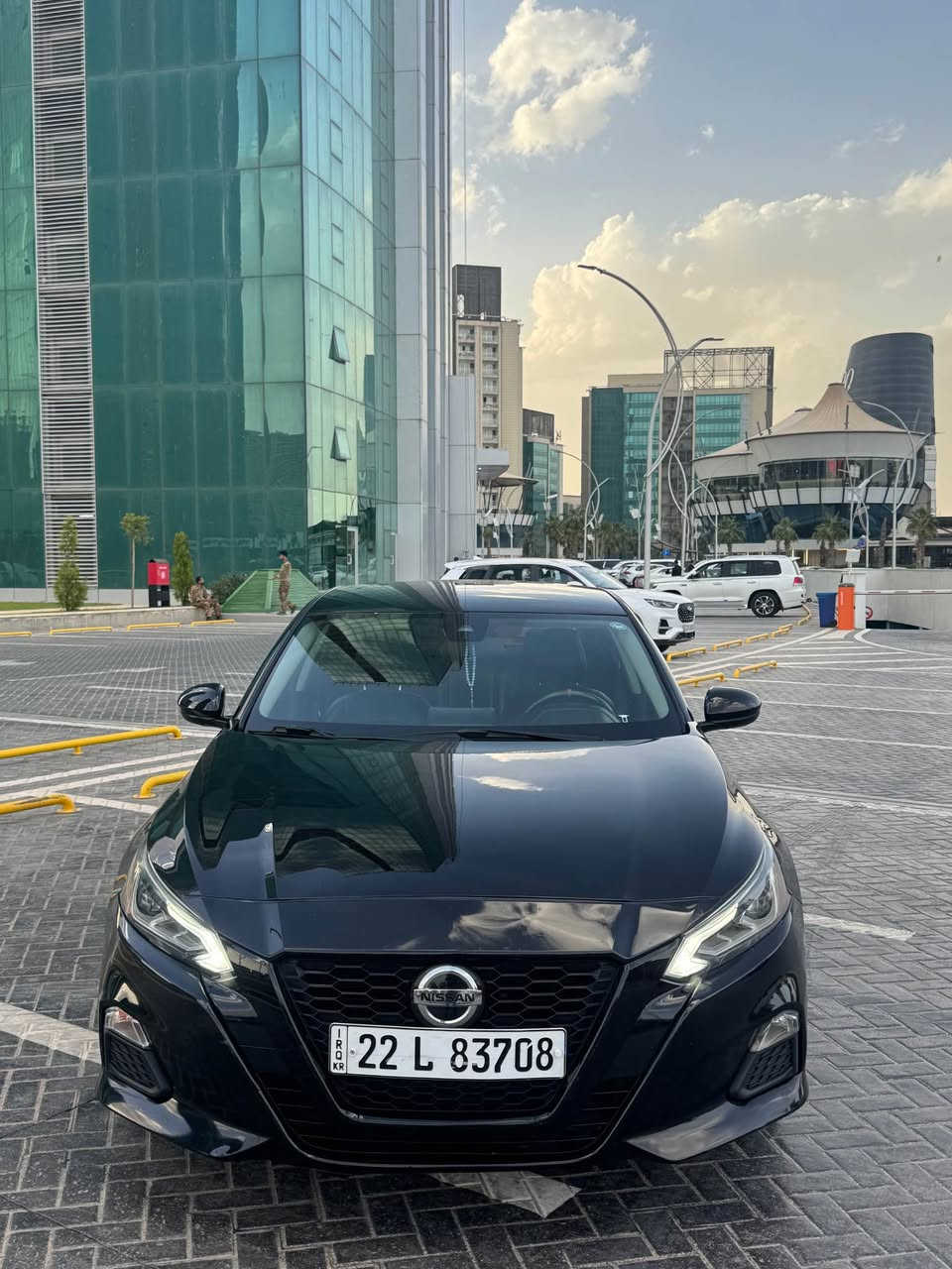 نیسان ئەلیتیما ٢٠٢٠ مواصفات SR گير و مه كينه و تحويل و خرام 
به شه رت سه ياريكي توندوتول بي مه سروف ٢ پارجه ي بوياخ قيرجيكي داواي هيه بيش هيج نييه له كه ميك سارد سه نه وه ي زينكه ي تازه ره قم باريك به ناوه ي خومان  نرحی 126 گە لا محامل سه ياره كي له هولير *********** أربيل, العراق
