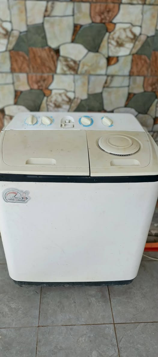 السلام عليكم 
غساله للبيع جديده شغاله غسل وتنشيف 
سعرها 65 الف 
ومقعد غربي جديد سعره 25


**إذا كنت صاحب هذا الإعلان وتريد حذفه لأي سبب، رجاءا أرسل رسالة إلى الدعم الفني**