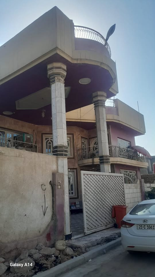 بيت للبيع بابل حي الجامعة المساحة 360  للاستفسار الاتصال***********
