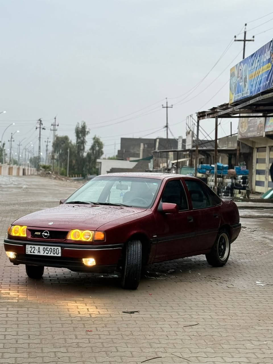 سلام عليكم اوبل فيكترا مه كينه 18 گير عادى موديل 1992 سلايت ناو فورميكا ناو غورفه ى زور جوانه چوار تايه ى تازه ويل BBS عه نكه بوت لايت هه لقه كوبونى به نزينى هه يه ره قه م باريك سه نه وى 7  مانگه به سه ر چوه به شه رتى ته حويل و براوه 
تكايه موشته رى نيت نامه مه نيره جواب نادريته وه 
ته نيا تيل ***********♥️
